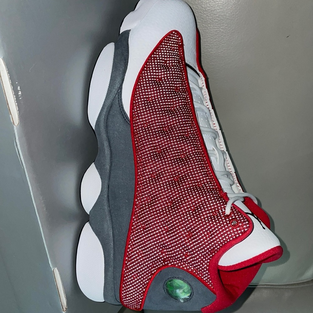 AIR JORDAN